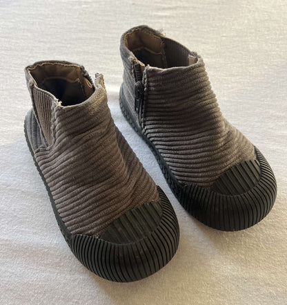 Size 8 Dress Shoes, Grey and Black, Shoes 8 (Toddler:2-4yr)