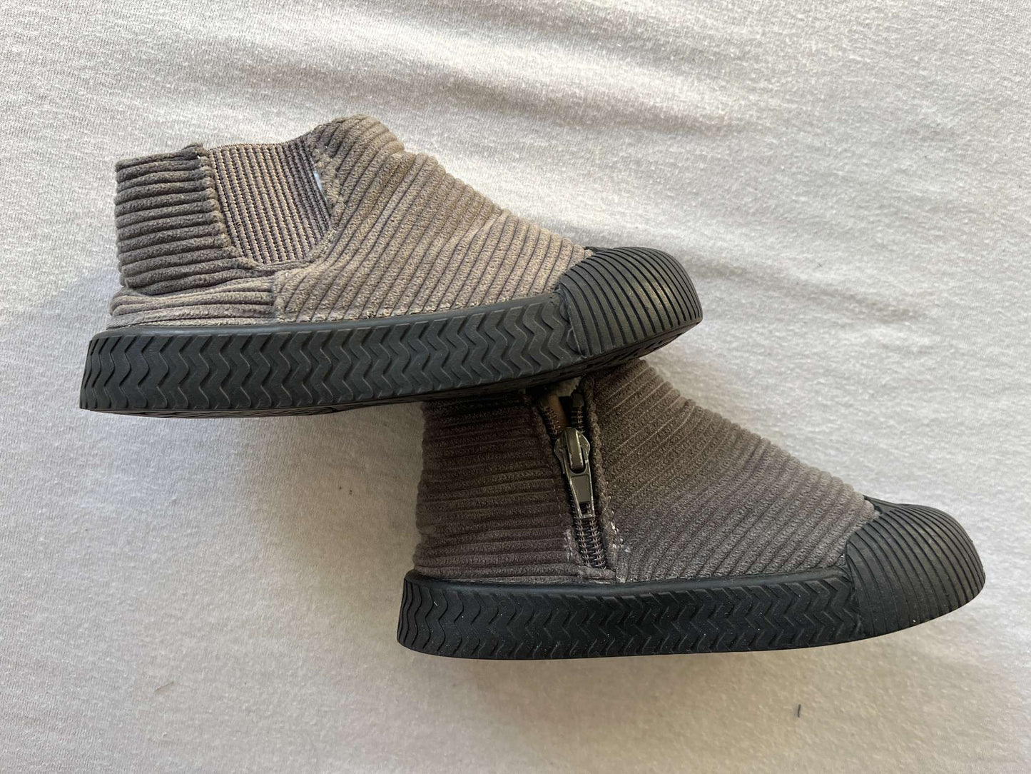 Size 8 Dress Shoes, Grey and Black, Shoes 8 (Toddler:2-4yr)
