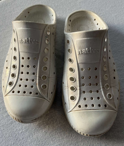 Native Water Shoes, Size 12, White, Shoes 12 (Toddler:2-4yr)