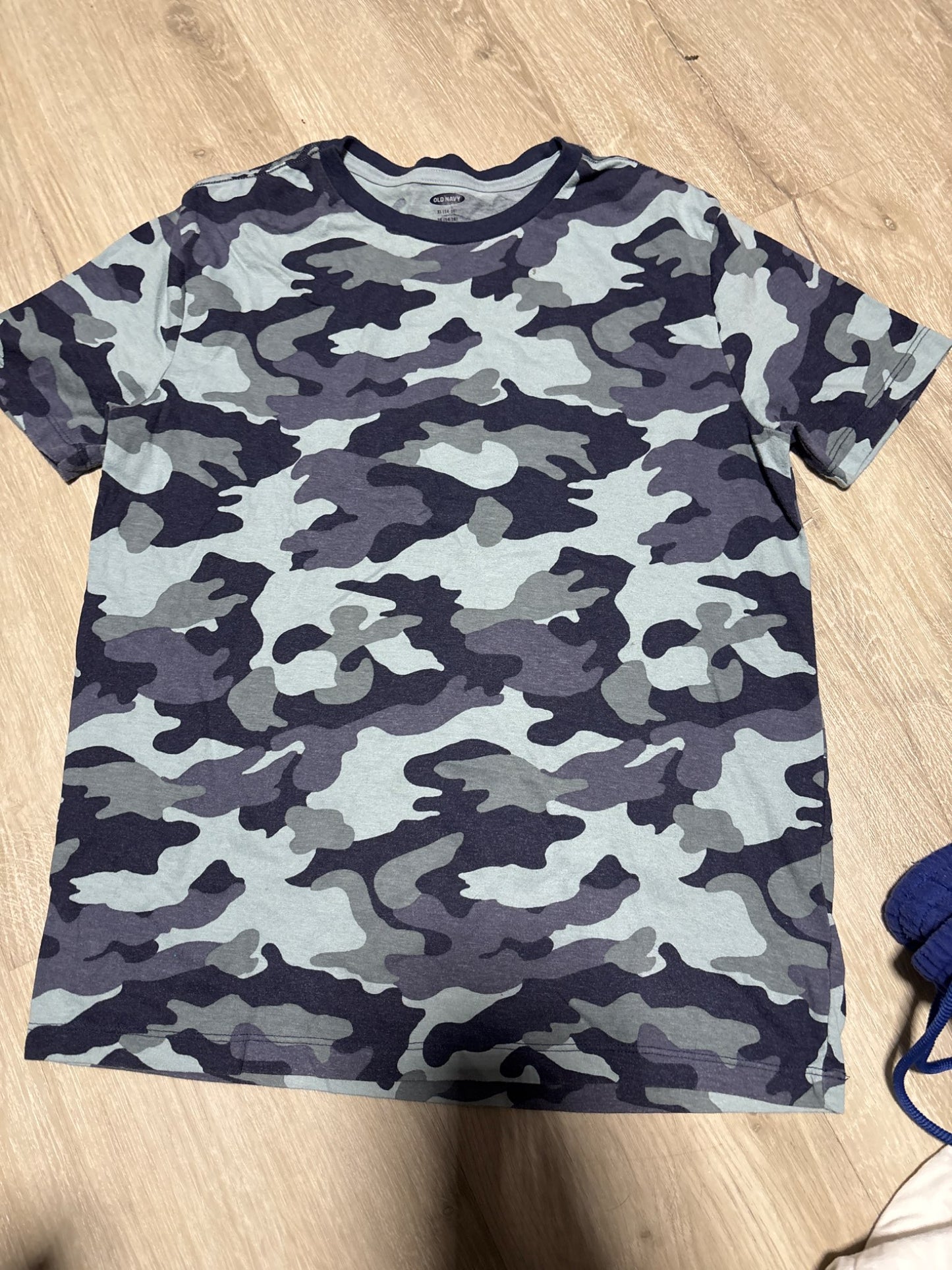 Old Navy Blue Camo Short Sleeve 14-16, Kids 10