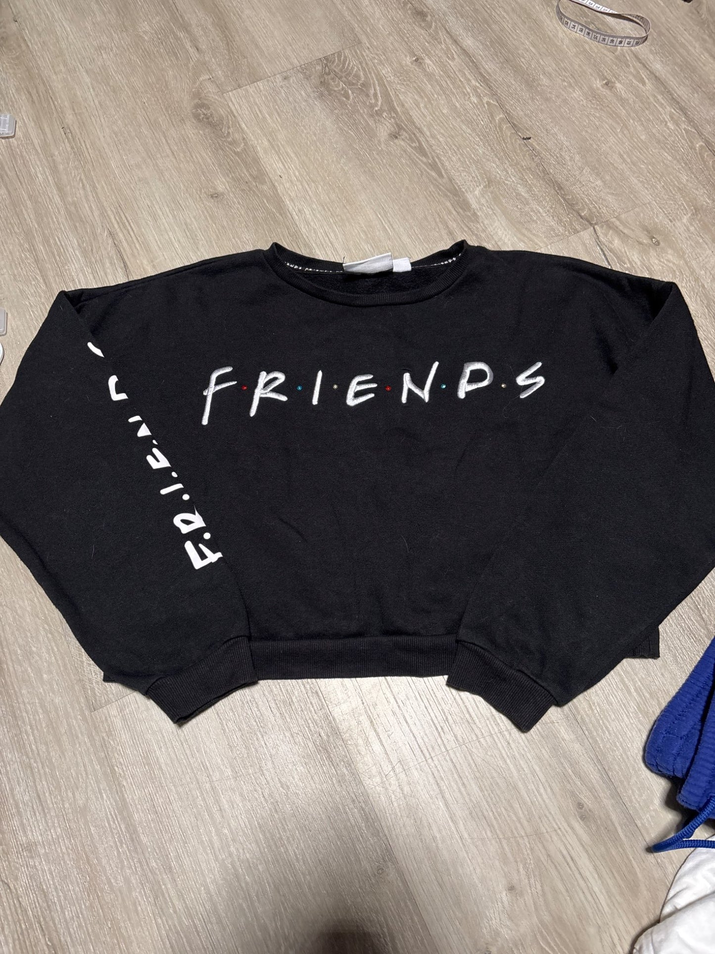 Friends Crop Sweater Shirt 12-13, Kids 12