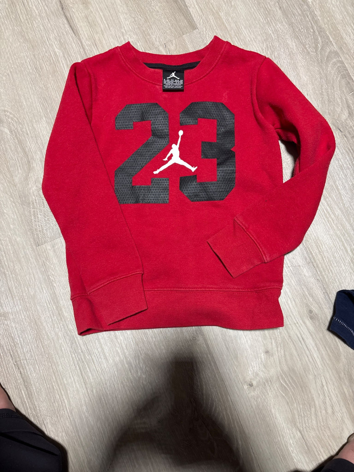 Jordan “23” Red Crew Sweatshirt Size 4, Kids 4/4T