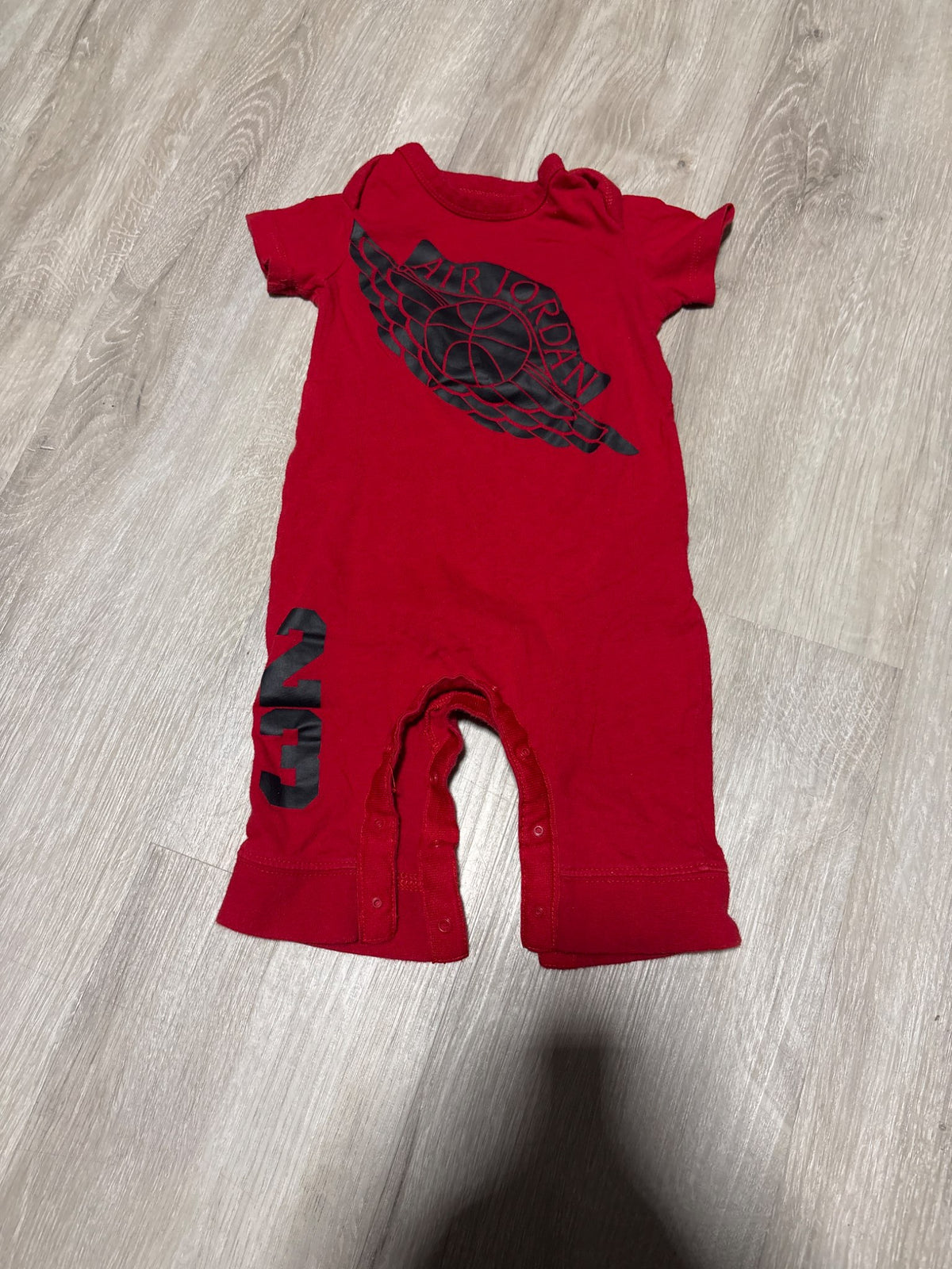 Jordan Red Romper size 6-9M, Kids 9 Month (6-9M)