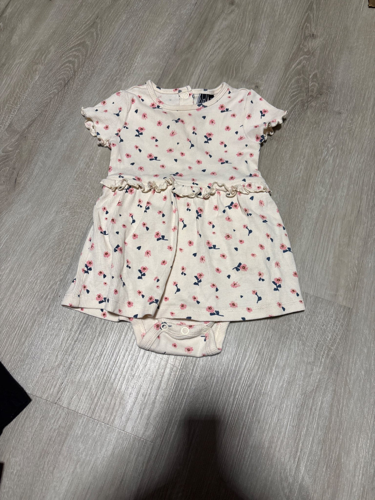 Small Bone & Scot Floral Dress with Snaps 9M, Kids 9 Month (6-9M)