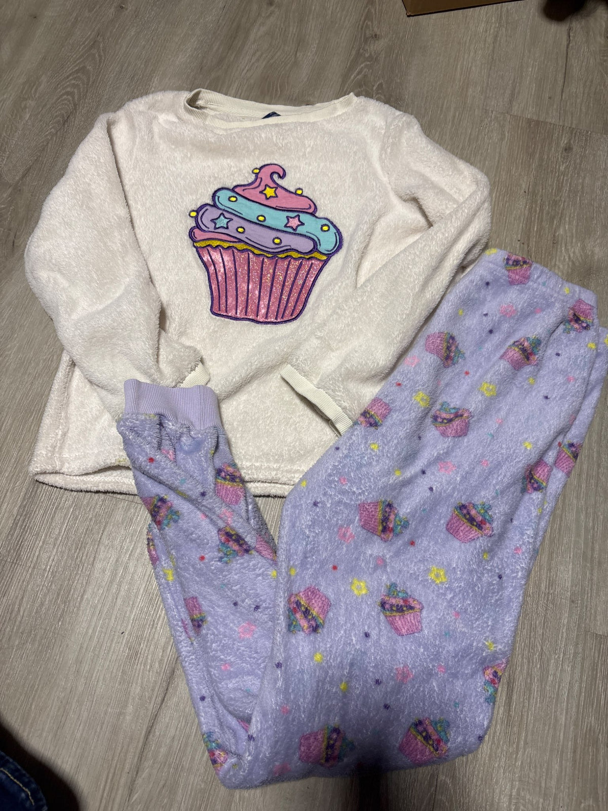 Weekend Cupcake Fleece Pajama Set 12-14 , Kids 12