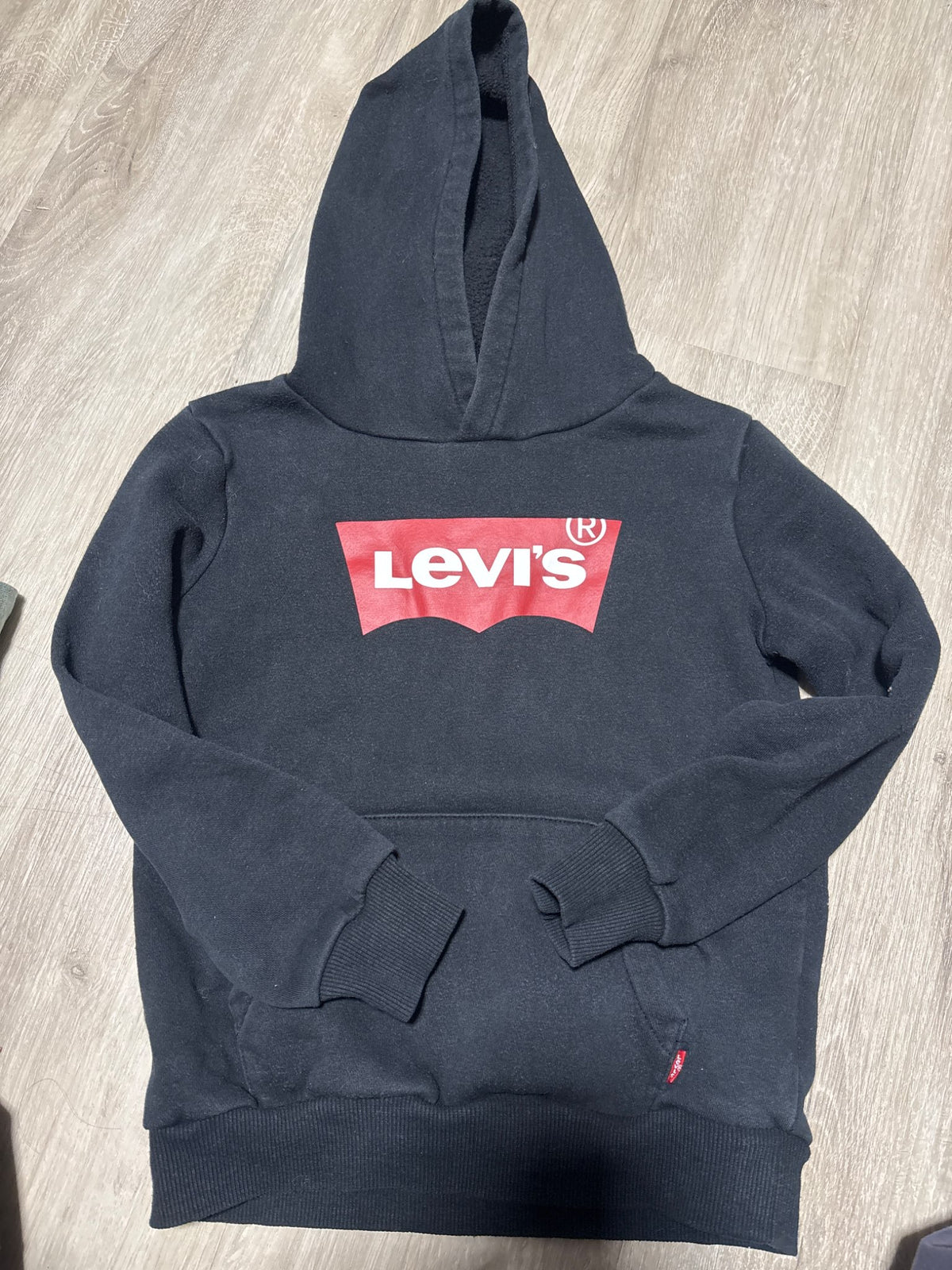 Levis Black Original Logo Pull Over Size 7, Kids 7