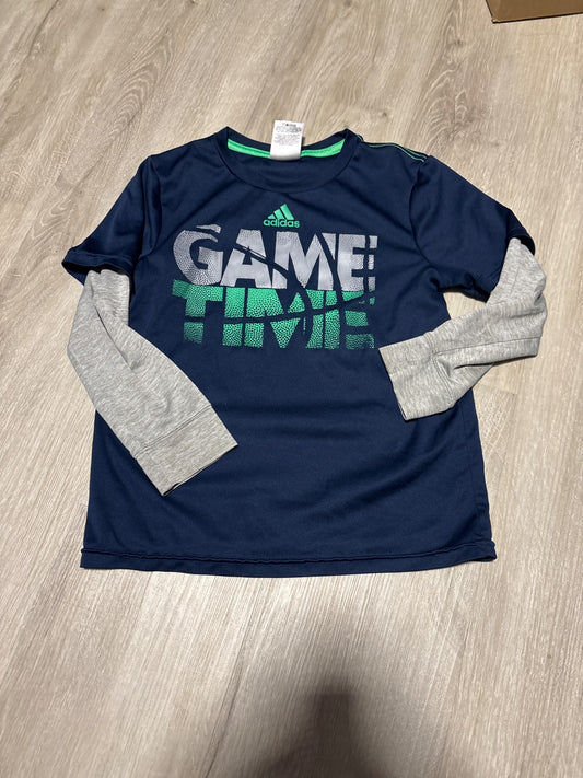 Adidas game time track shirt size 6, Kids 6/6X