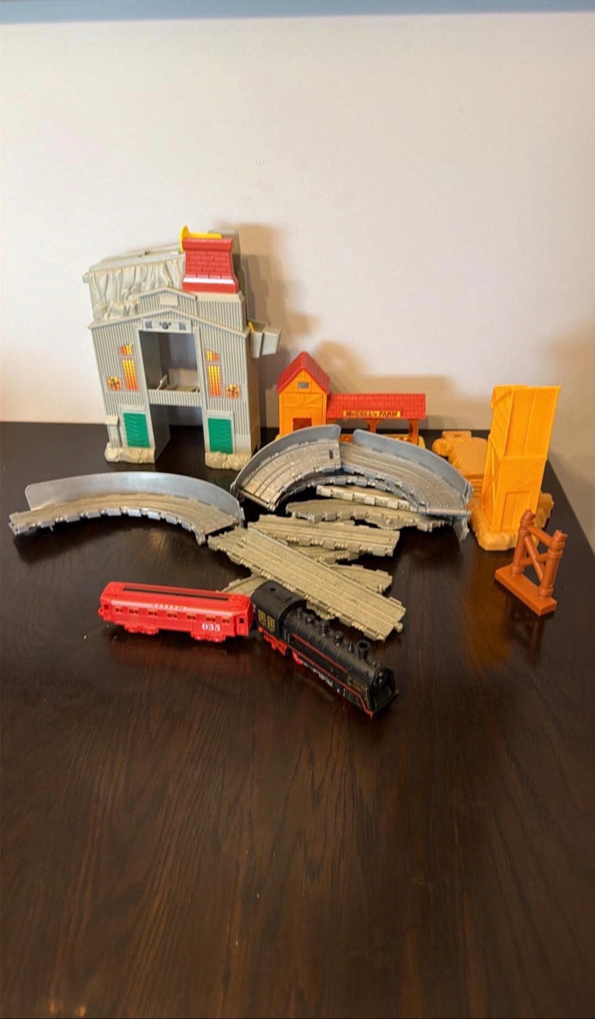 Train Playset -15 pieces