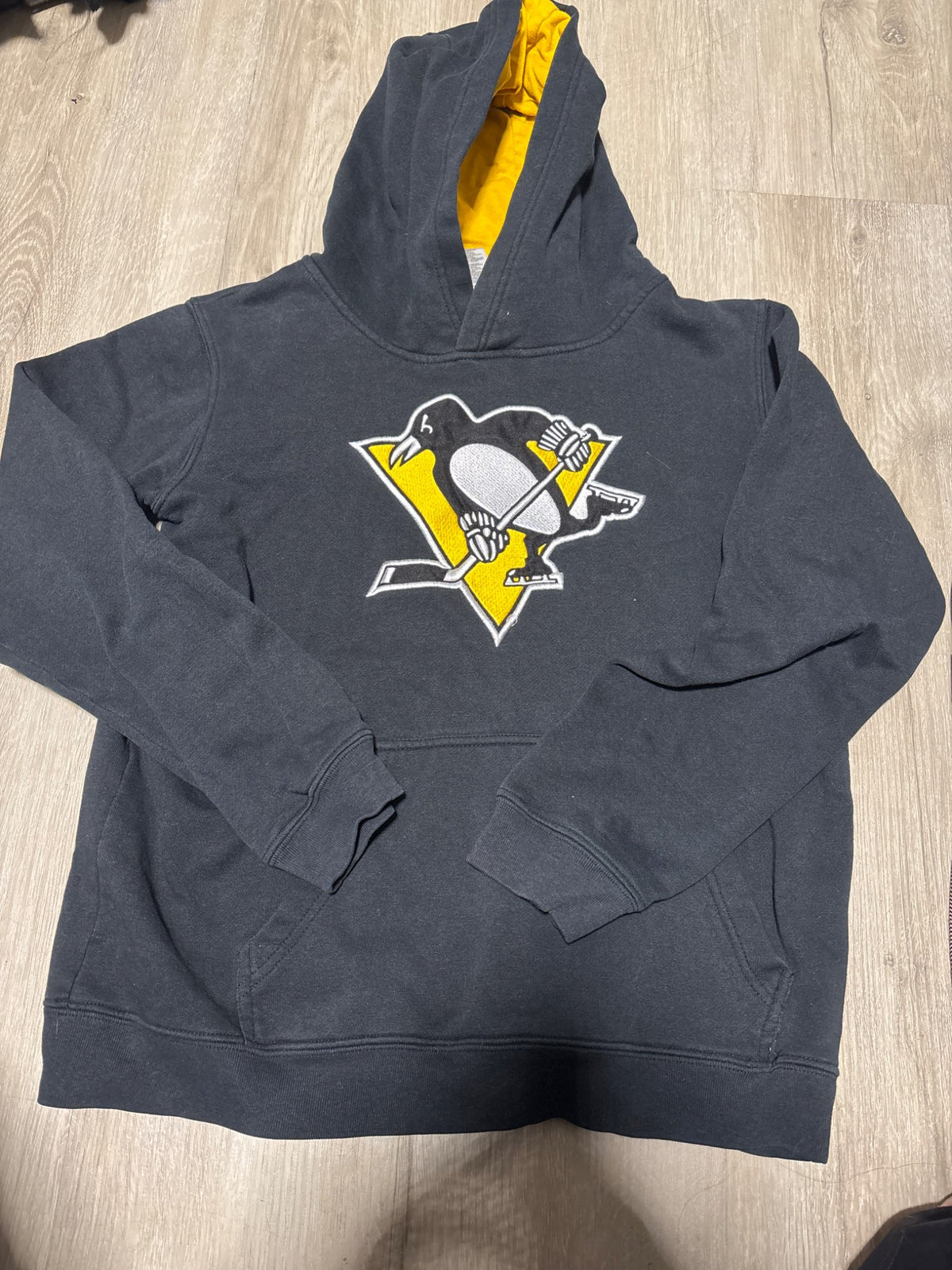 NHL Pittsburgh Penguins Large Black Hoodie, Kids 14