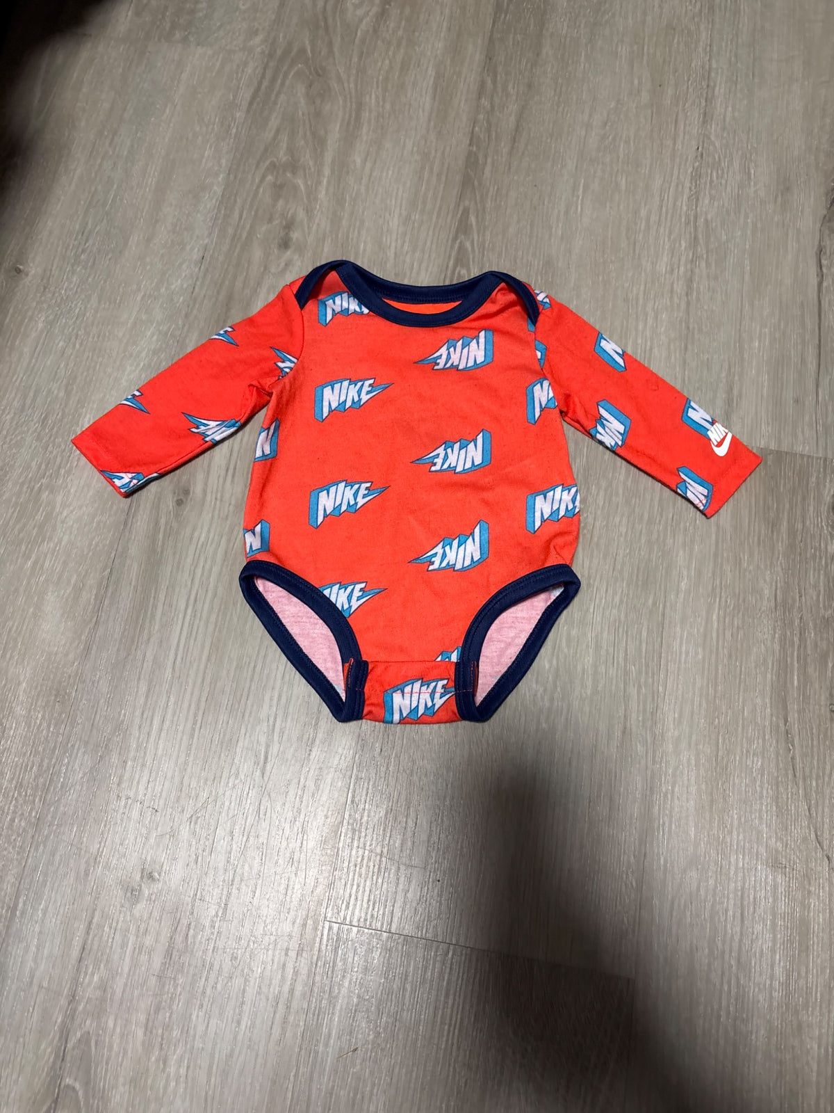 Nike Orange Nike Motif Onesie 3M, Kids 3 Month (0-3M)