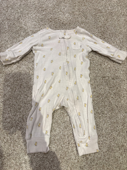 Carters 3 month zip sleeper, Kids 3 Month (0-3M)