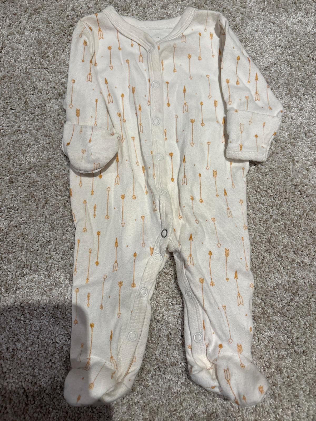 Gold arrow O-3 month buttoned onesie, Kids 3 Month (0-3M)