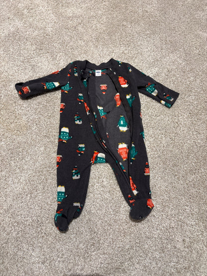 3-6 Old Navy Fleece zippered sleeper, Kids 6 Month (3-6M)