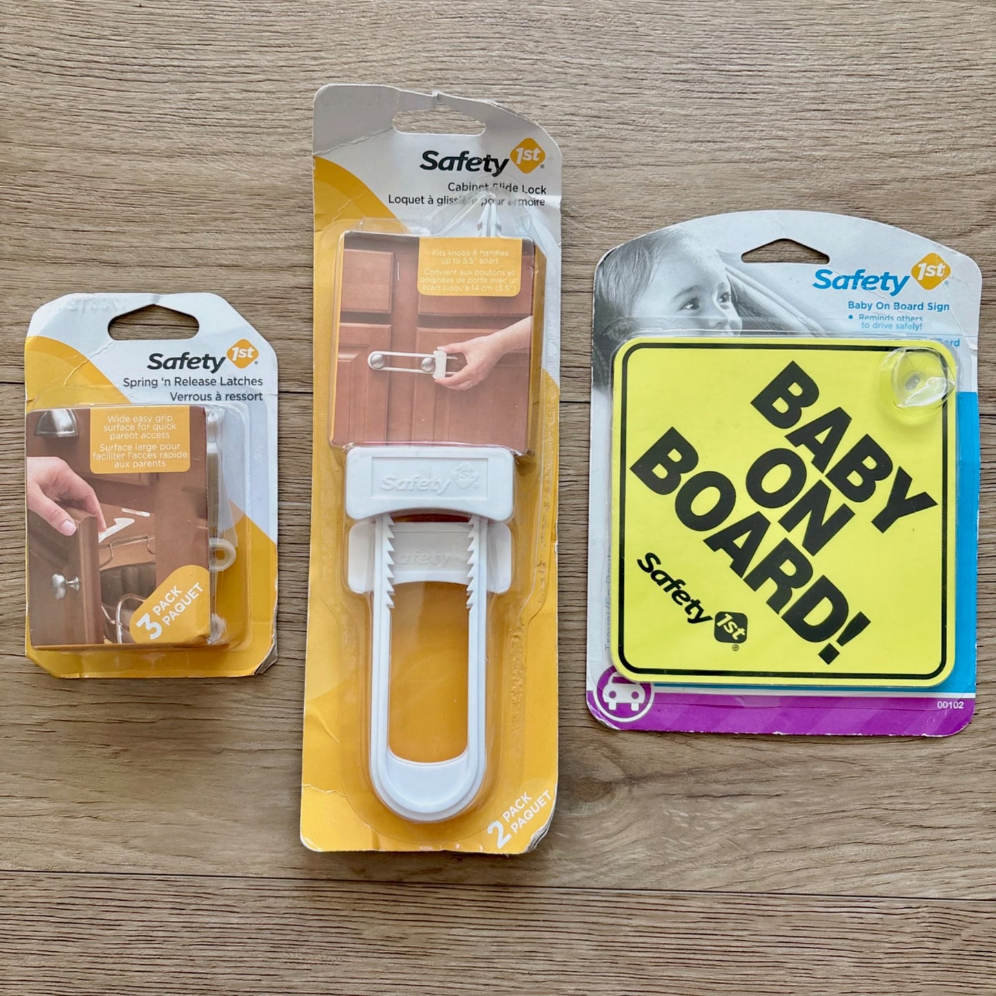 Brand new baby proofing bundle, baby on board sign, cabinet lock and latches