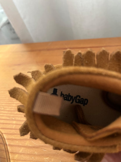 Baby Gap Faux Suede Moccasins (12-18 months), Shoes 5 (Walkers:12-24 mth)