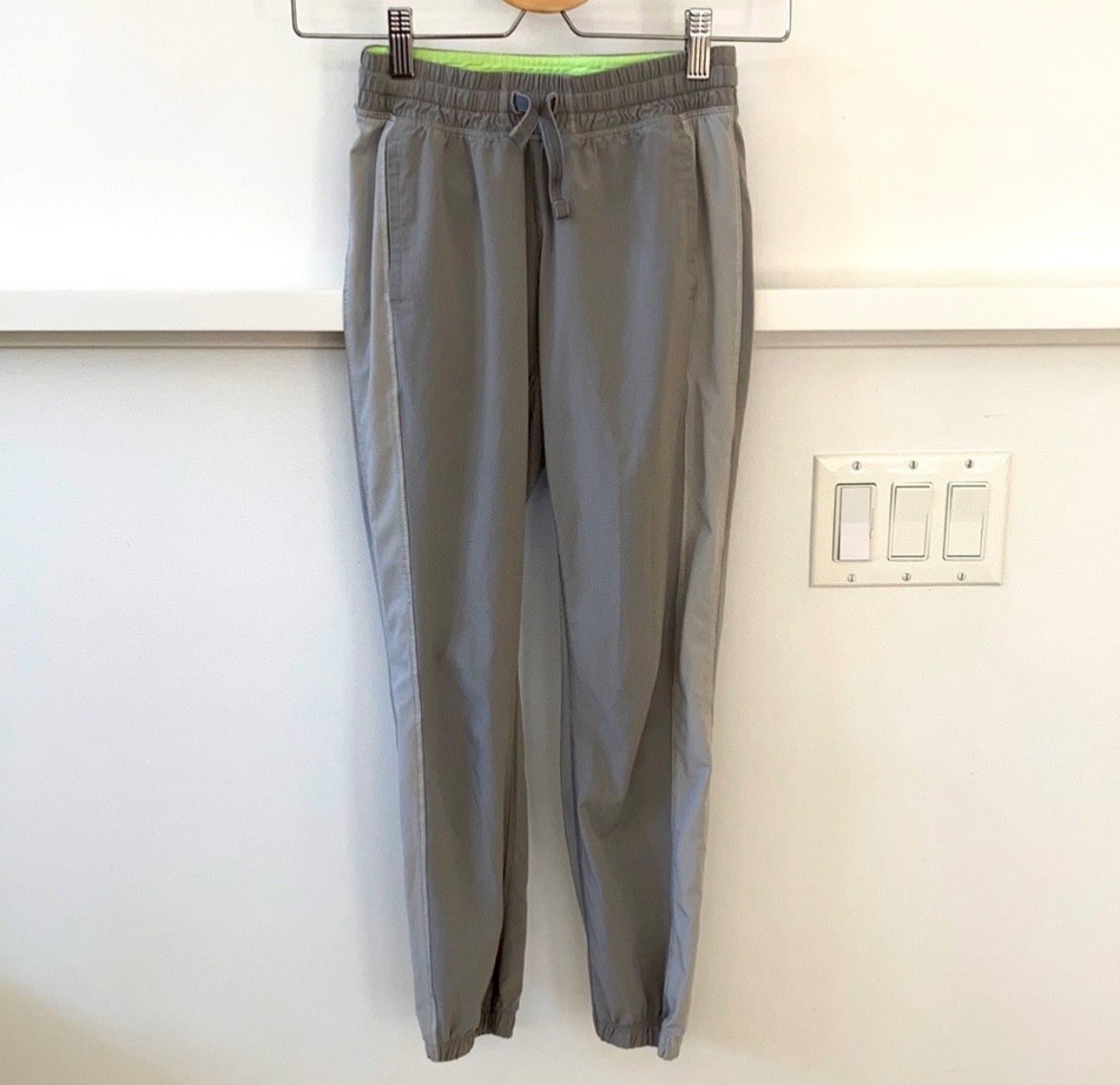 Ivivva Track Pants / Joggers , Kids 8