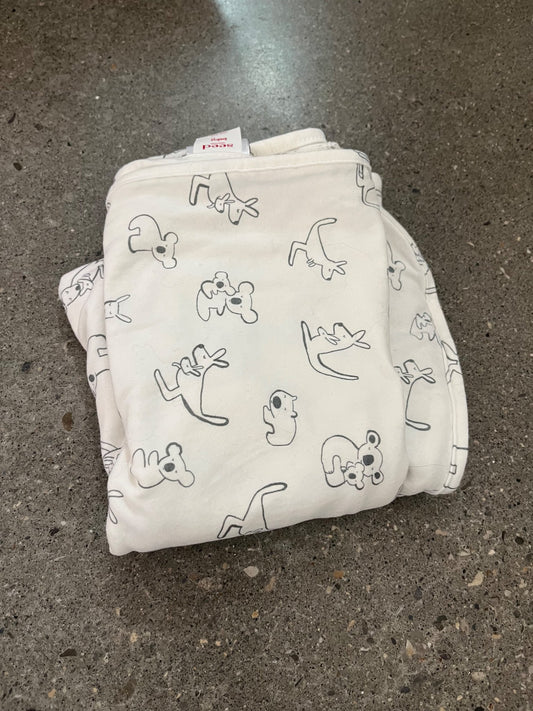 Seed Heritage Kangaroo and Koala Baby Blanket - Retail $40, 0-6 Months (Small)