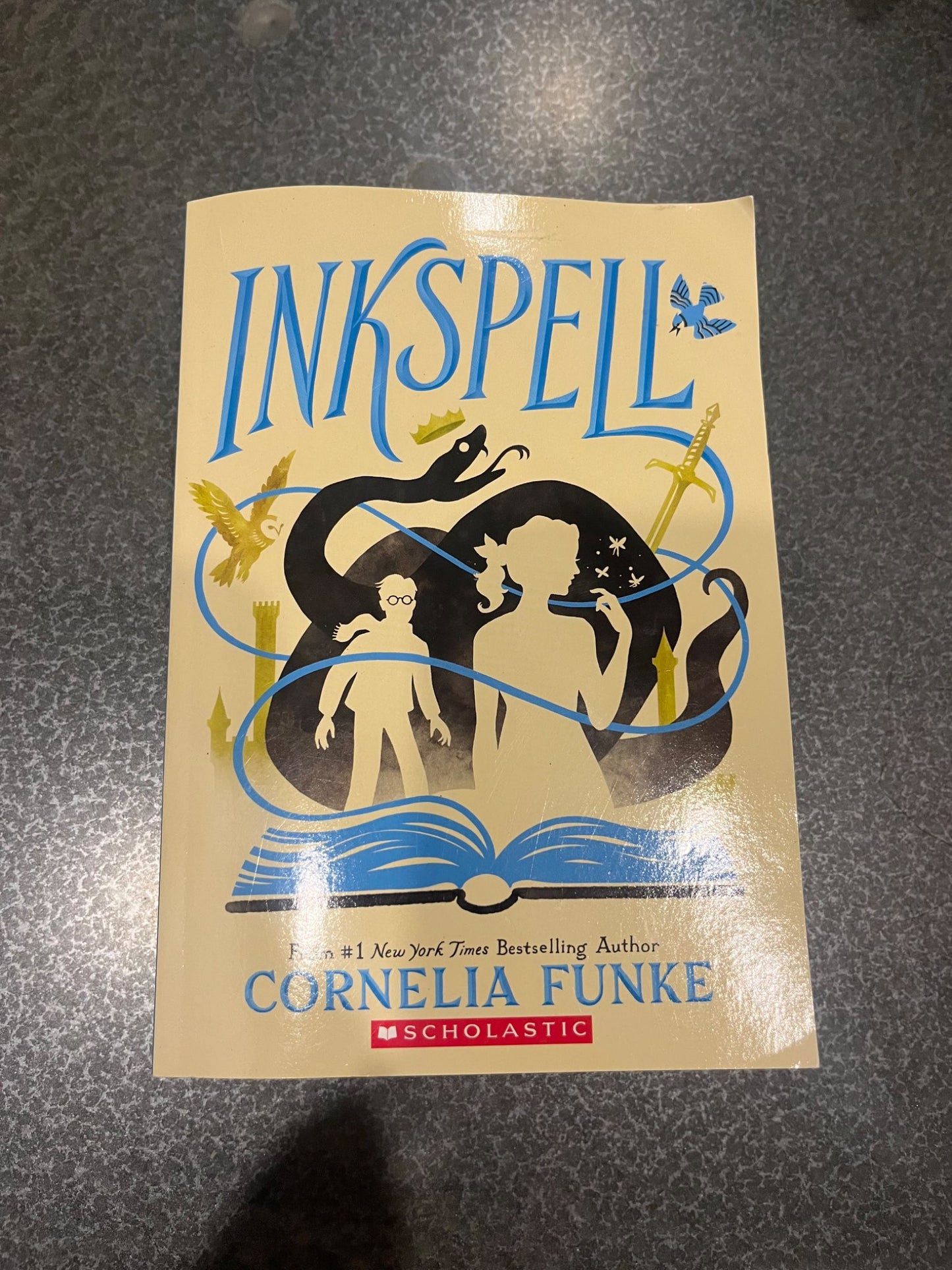 Inkspell by Cornelia Funke Book