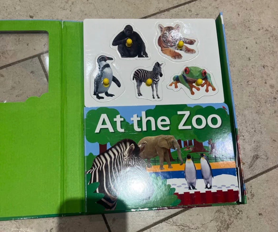 Puzzle Town At the Zoo Puzzle Book
