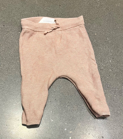 H&M Adorables Knit Set (Retail $55), Kids 3 Month (0-3M)