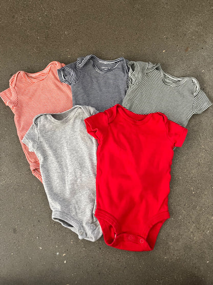 Five Carter’s Cotton Bodysuits , Kids 3 Month (0-3M)