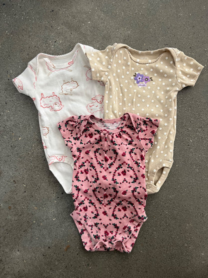 3 Baby Girl Bodysuits , Kids 3 Month (0-3M)