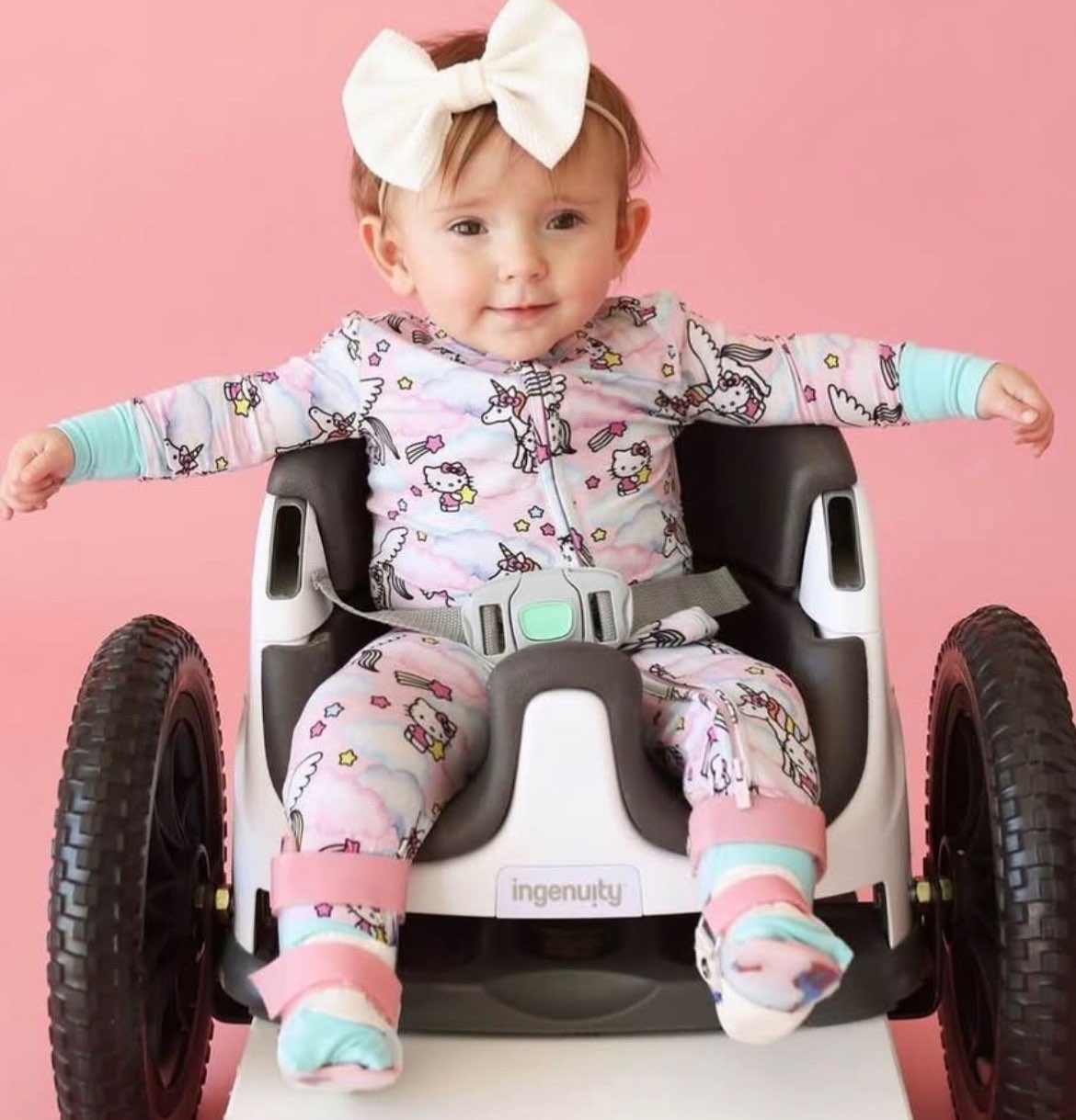 Posh Peanut x Hello Kitty Onesie / Sleeper (Retail $66), Kids Newborn