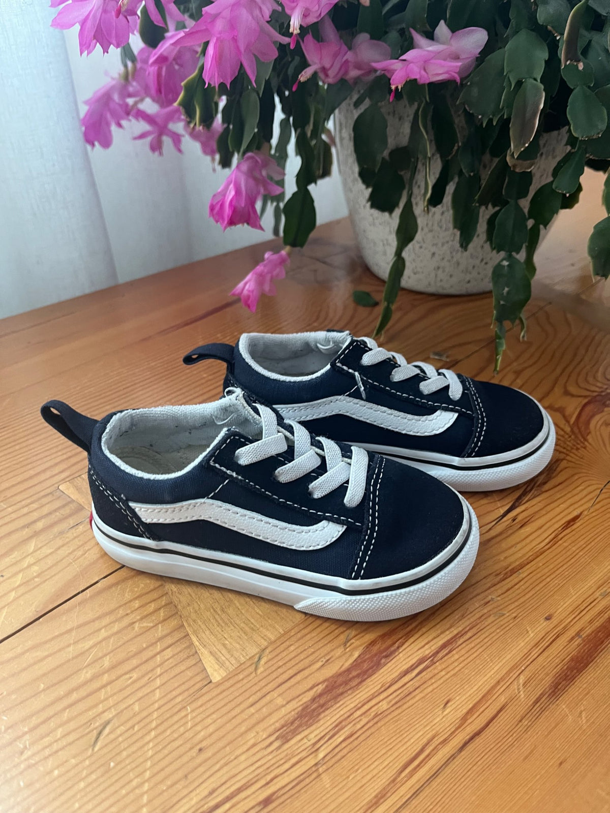 Vans Toddler Old Skool Elastic Lace sneakers, Shoes 7 (Walkers:12-24 mth)