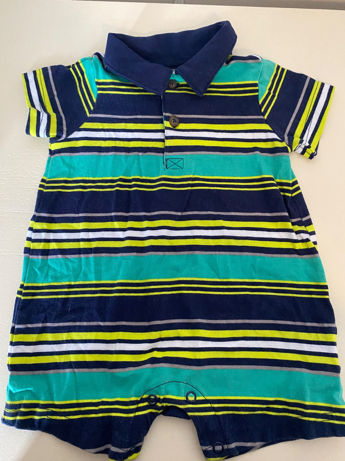 Carter’s Boys shortie Romper, Kids 9 Month (6-9M)