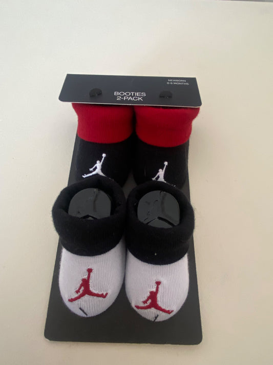 BNWT Baby socks