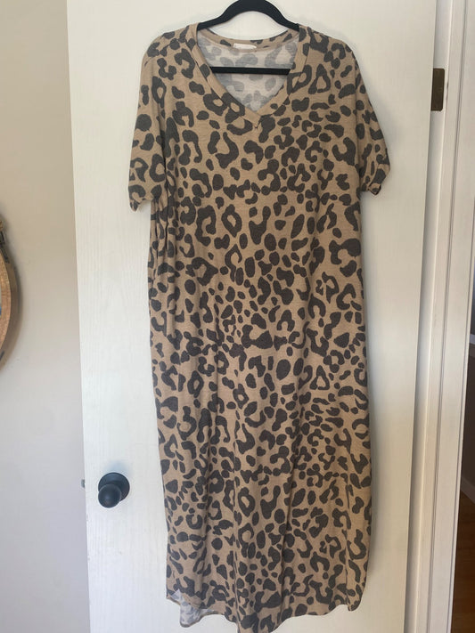 EUC Pink Blush maternity dress size Large, Maternity L (12-14)