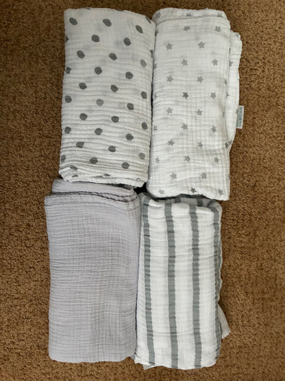 Aden and Anais cotton swaddle bundle , 0-3 Months (Newborn)