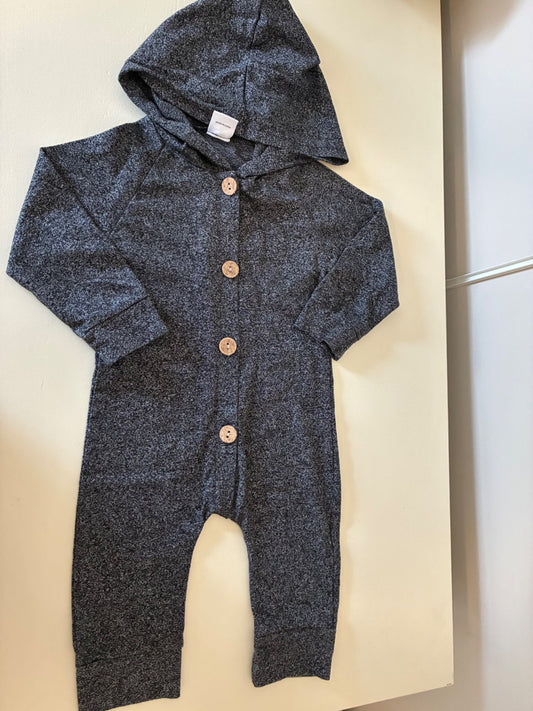 Brand new without tags romper 6-9months , Kids 9 Month (6-9M)