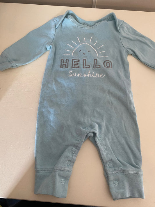 EUC Carters baby romper, Kids 3 Month (0-3M)