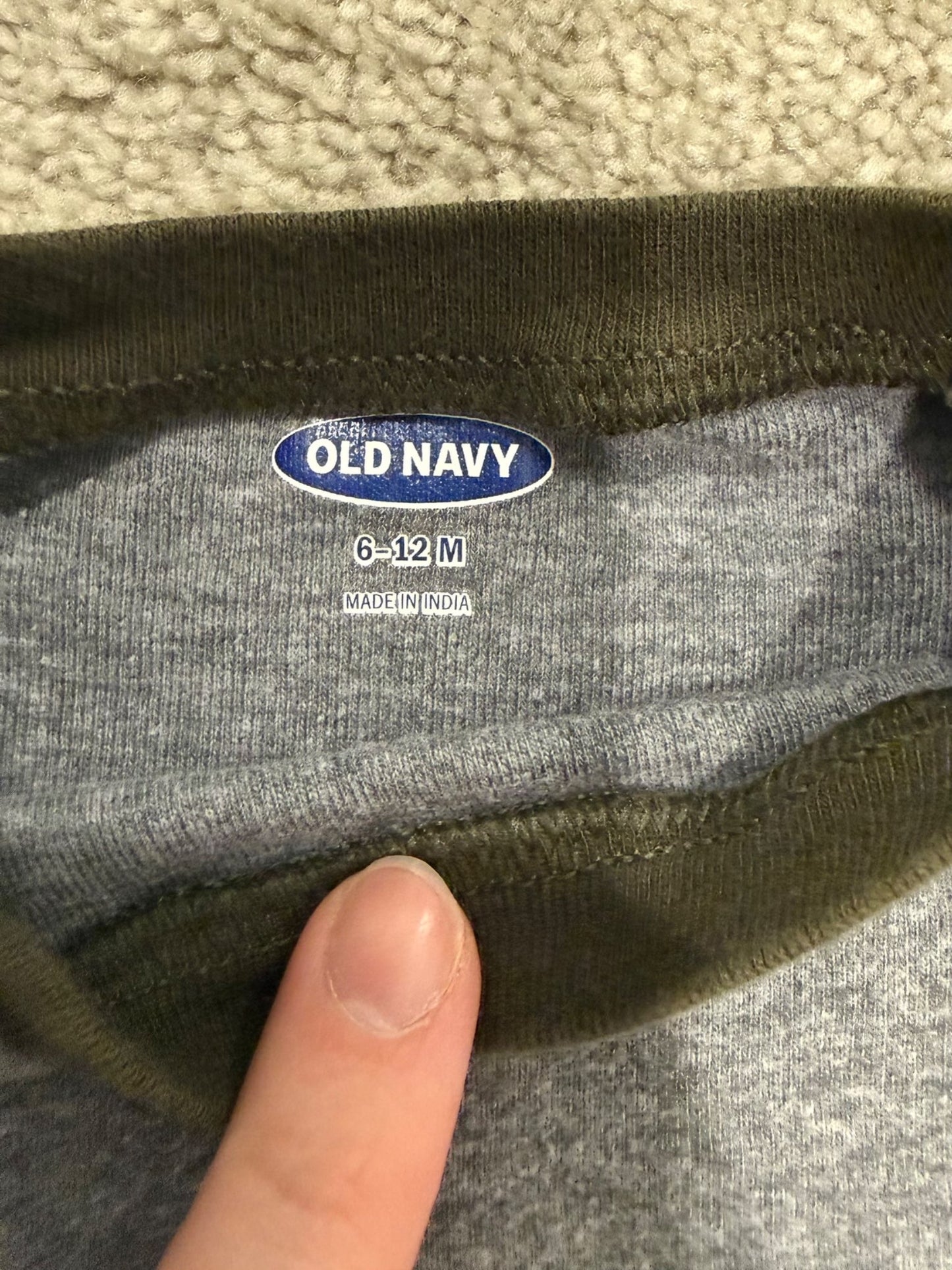 Old Navy 6-12M Camo Onesie, Kids 9 Month (6-9M)
