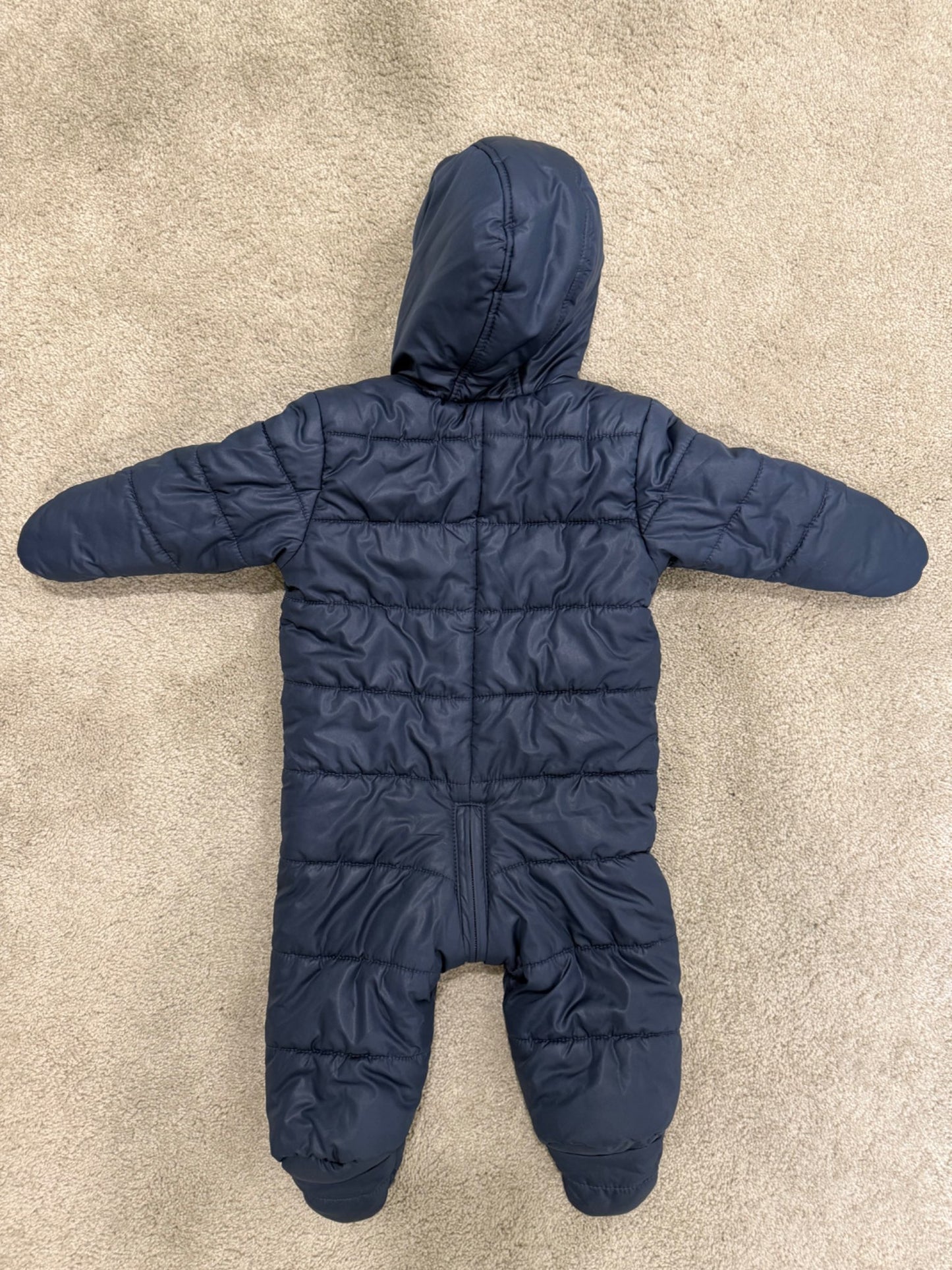 Old Navy 6-12M Snowsuit; Retail $59.99, Kids 12 Month (9-12M)