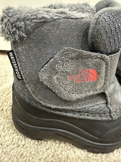 The North Face Toddler Alpenglow II Boots size 4; retail $52-80, Shoes 4 (Baby: 0-12 mth)