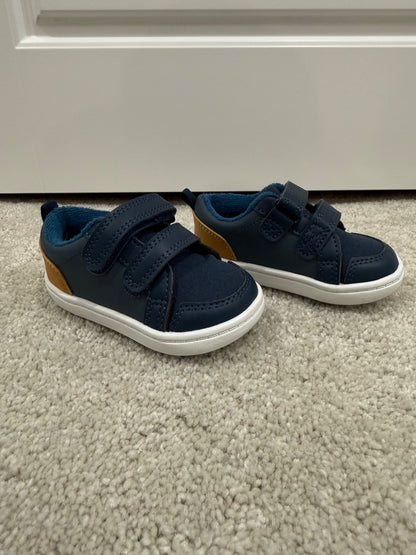 Joe Fresh Baby Boys’ Casual Sneakers, size 4, retail $15, Shoes 4 (Baby: 0-12 mth)