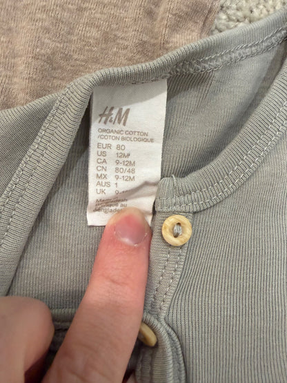 2-Pack H&M Long-Sleeve Henley Shirts, size 12M, retail $27.99, Kids 12 Month (9-12M)