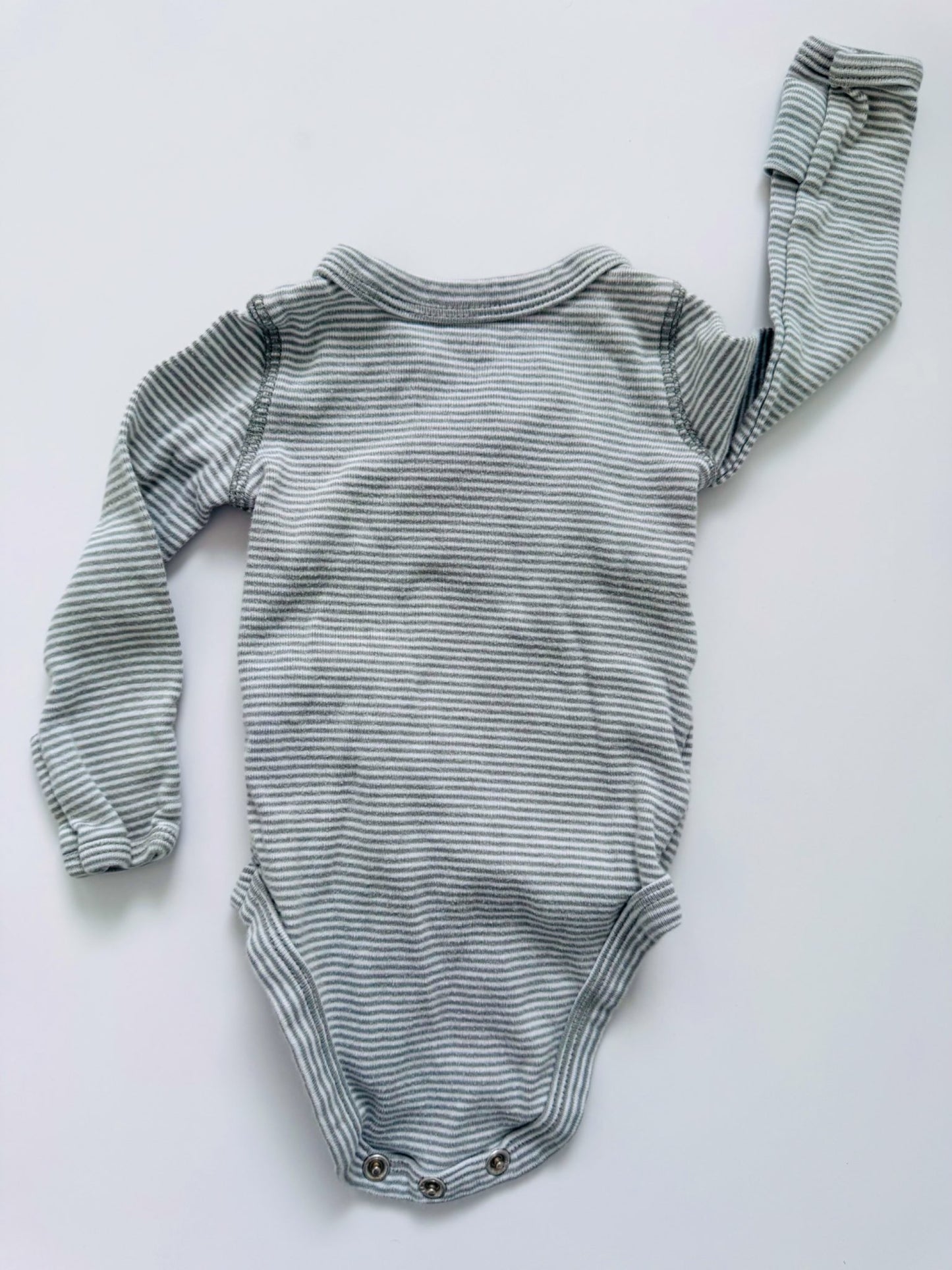 Grey striped outfit (Top & Bottom), Kids Newborn