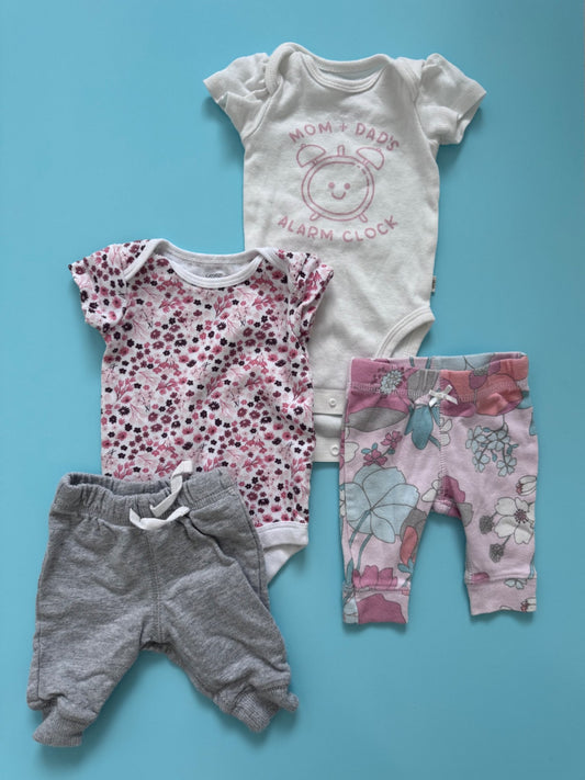 Mom and Dads Alarm Clock + Floral Outfit, Kids Newborn