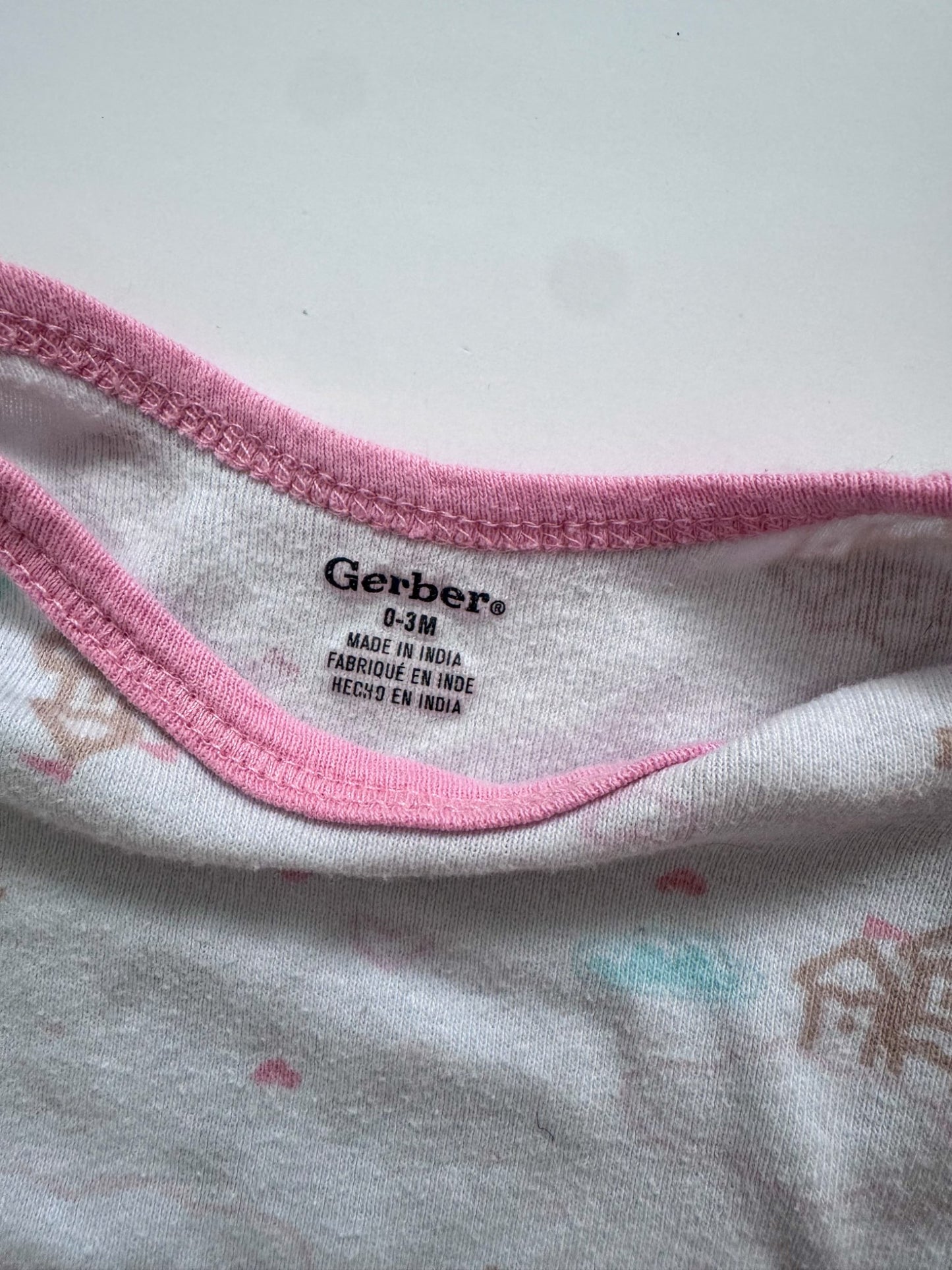 Set of 4 girls bodysuits, Kids 3 Month (0-3M)