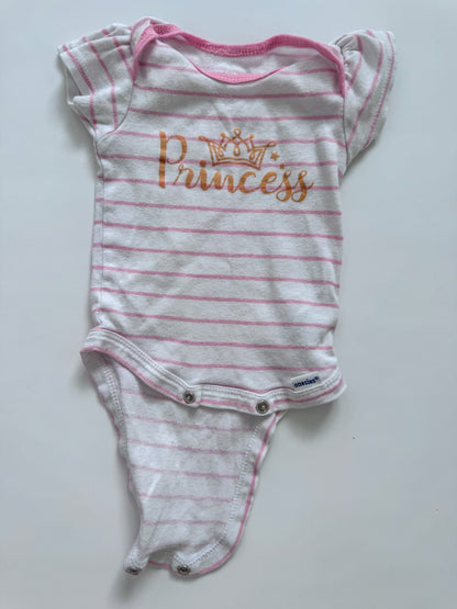 Set of 4 girls bodysuits, Kids 3 Month (0-3M)