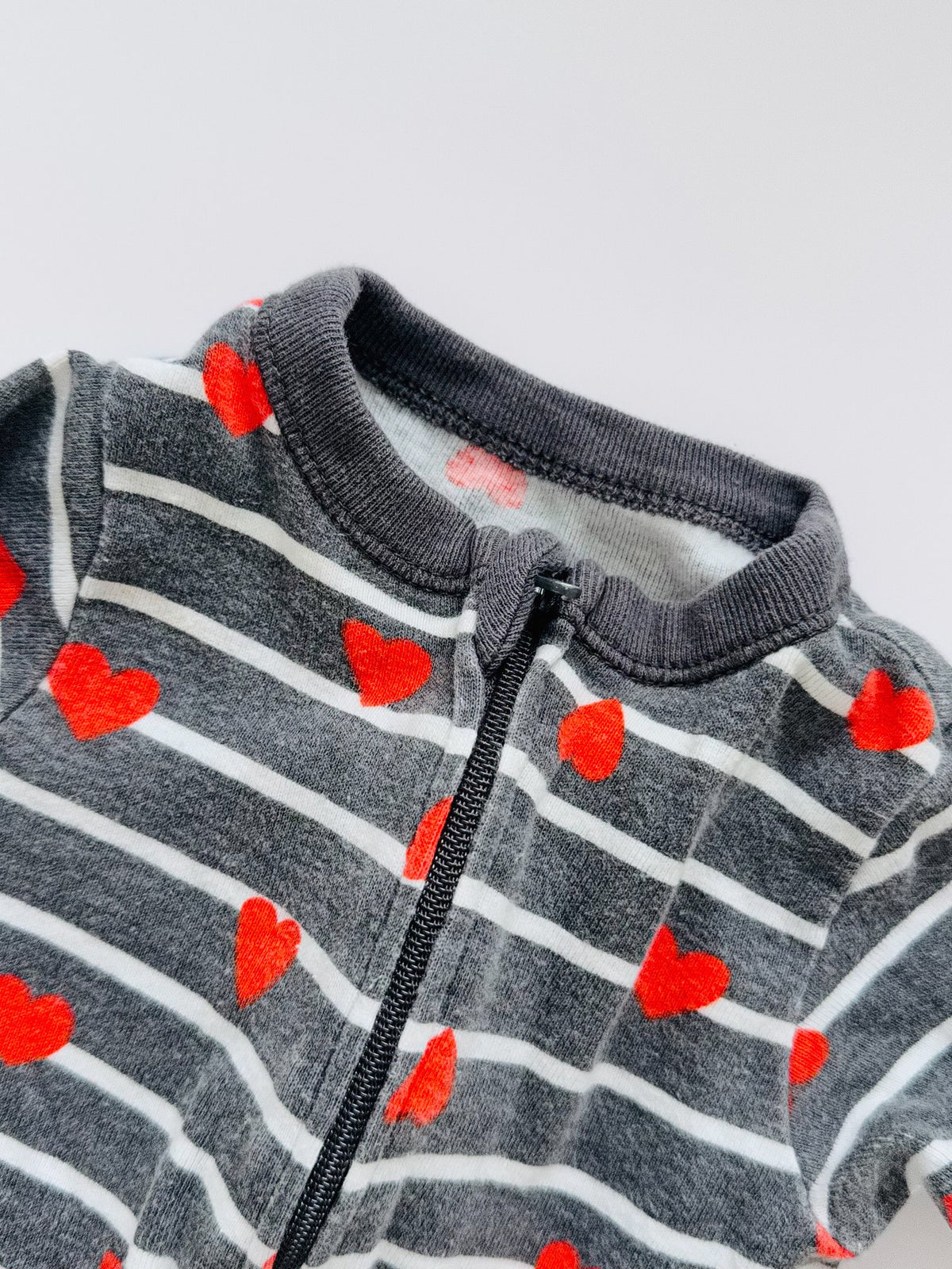 Old Navy Hearts and Stripes Footed Onesie, Kids 3 Month (0-3M)