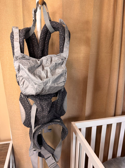 Ergo Baby Omni 360 Carrier with Infant Insert