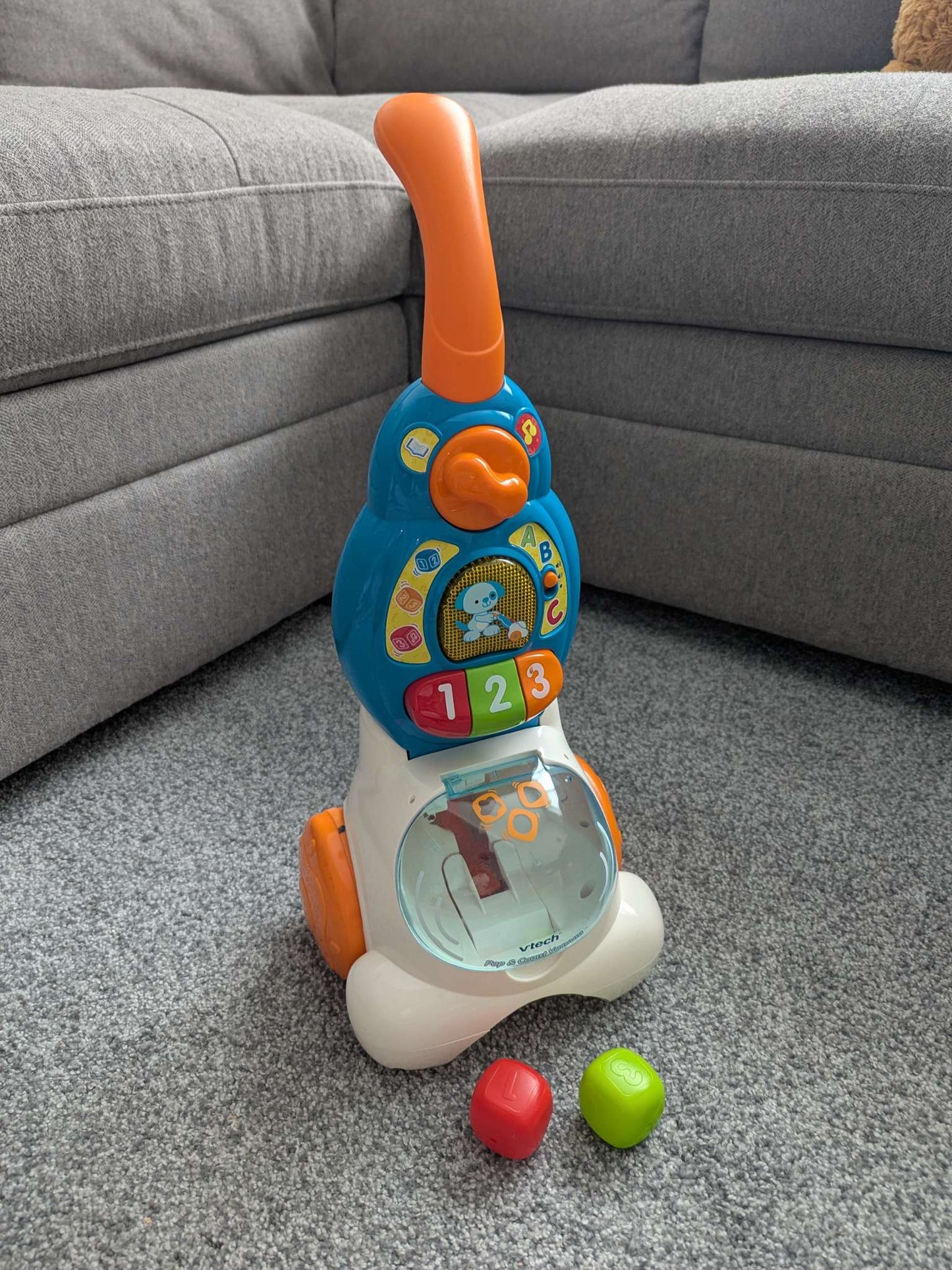 VTech Pop & Count Vacuum