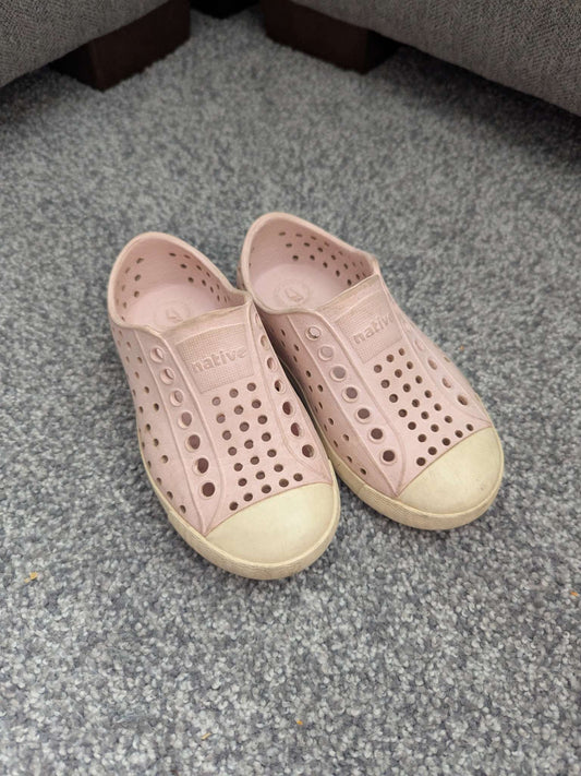 Native Water Shoes, Shoes 8 (Toddler:2-4yr)
