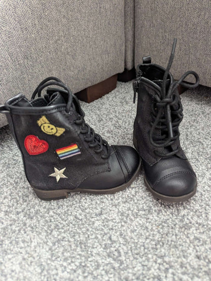 Shoes, Shoes 8 (Toddler:2-4yr)