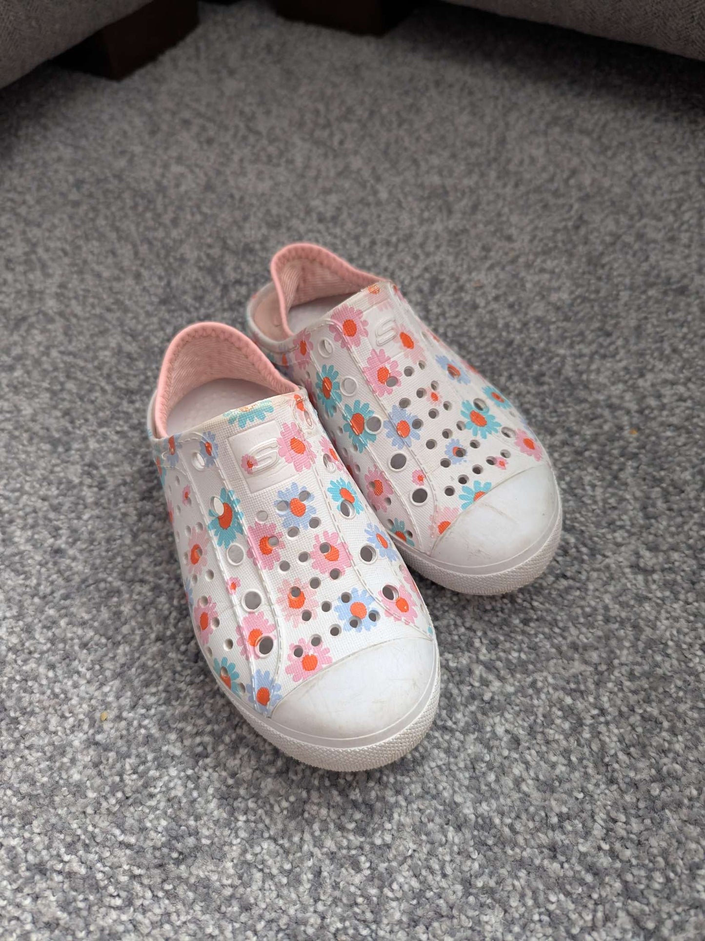 sketchers Water Shoes, Shoes 9 (Toddler:2-4yr)