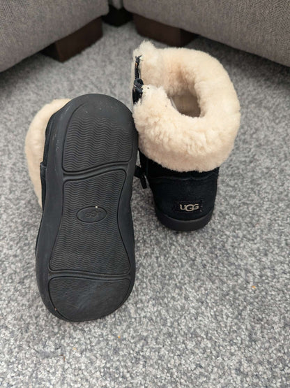 Uggs Boots, Shoes 10 (Toddler:2-4yr)